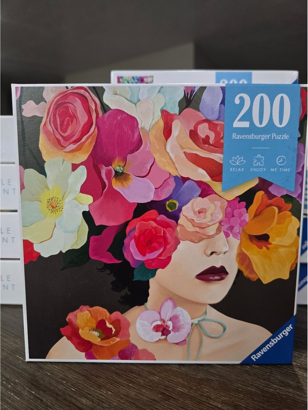 Ravensburger 200-Piece Puzzle Moment - Rose by Sasha Fortova